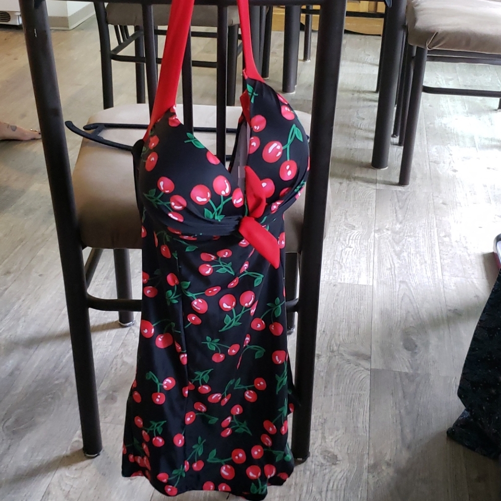 Swim suit
